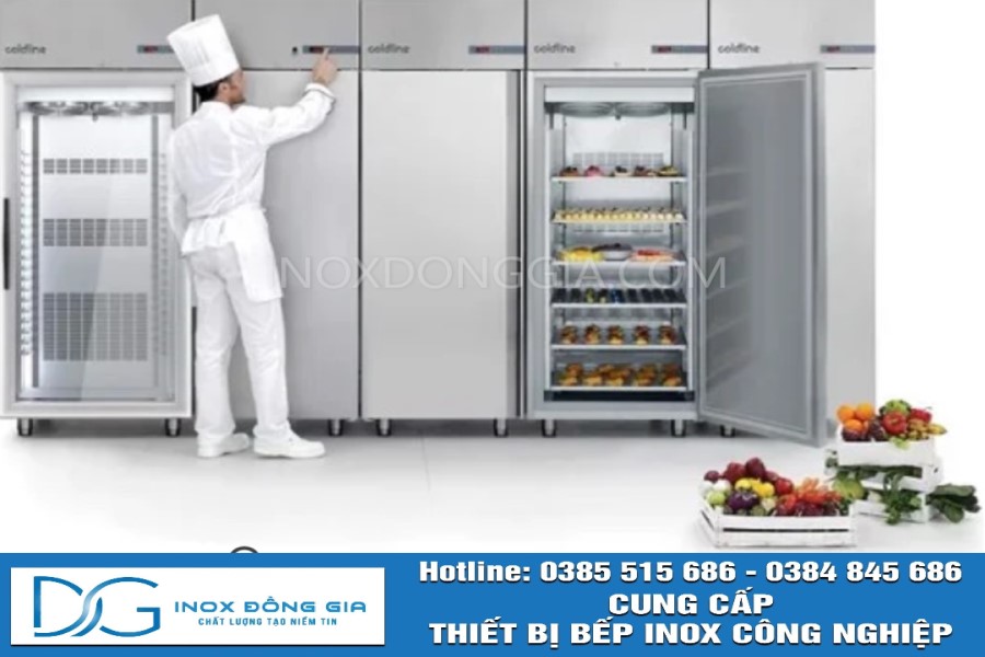 Có nên thay thế tủ lạnh bằng tủ đông lạnh công nghiệp trong các bếp ăn công nghiệp hay không?