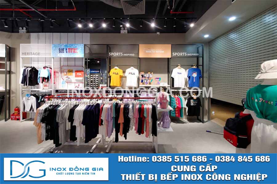Thiết kế và cung cấp quầy kệ tủ inox cho cửa hàng thời trang FILA – Vincom Center – Trần Duy Hưng